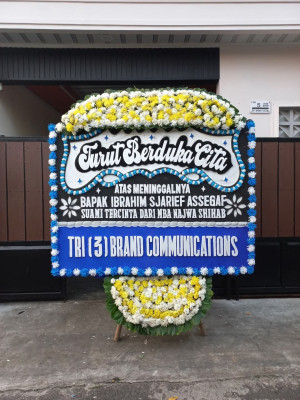 Papan Bunga Duka di Woloan Satu
